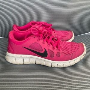 VGC Nike Free 5.0 Runners - Size 5Y